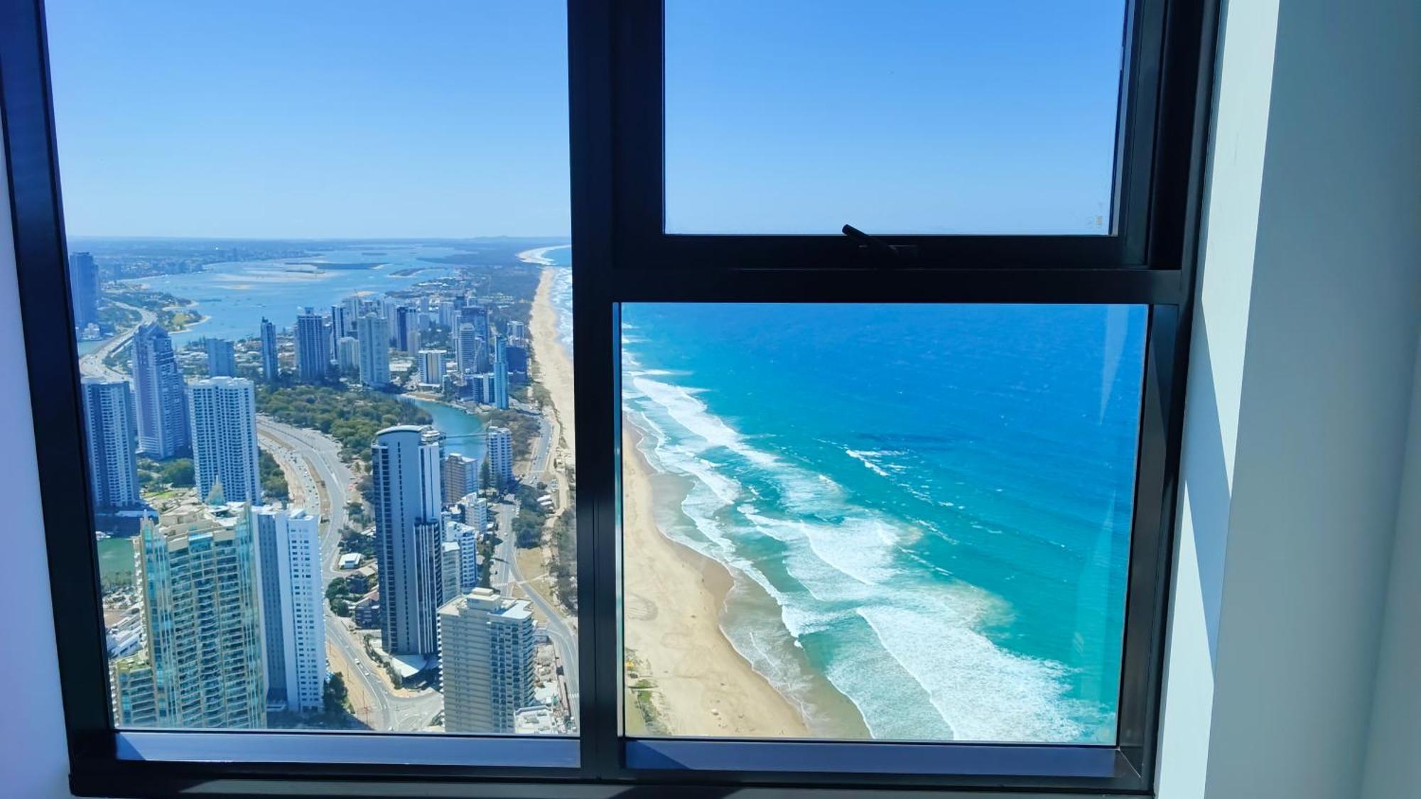 Surfers Paradise New Beachfront Apartments Gold Coast Esterno foto